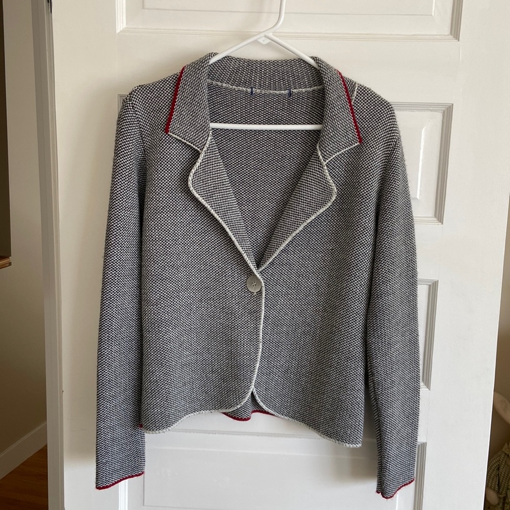 Vintage knit blazer (no sizing indicated)
